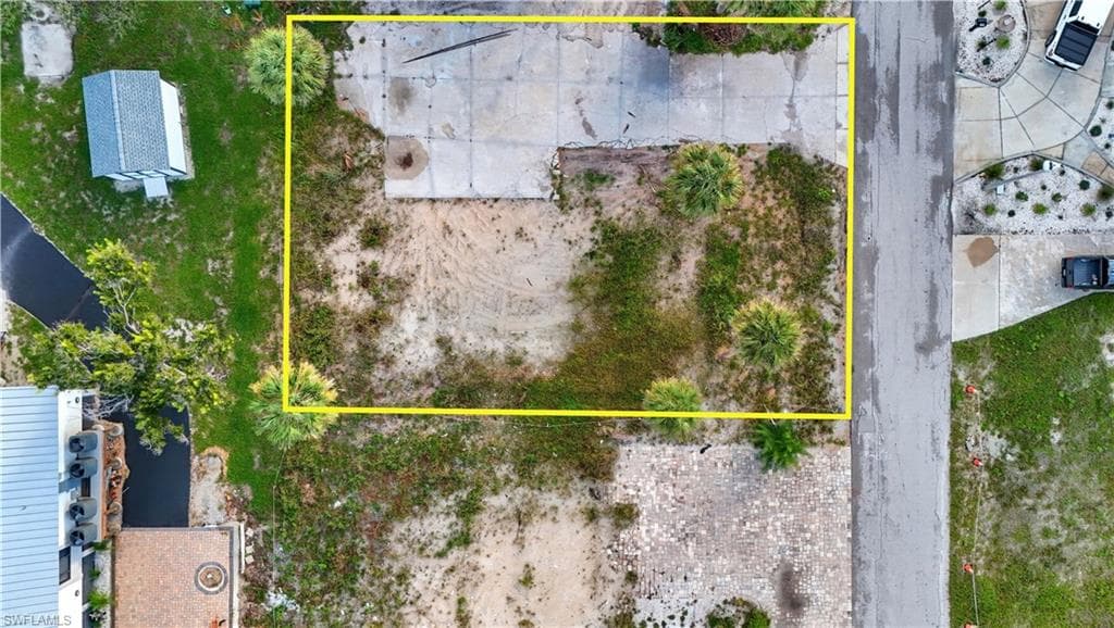 111 Bay Mar DR, FORT MYERS BEACH FL 33931-11