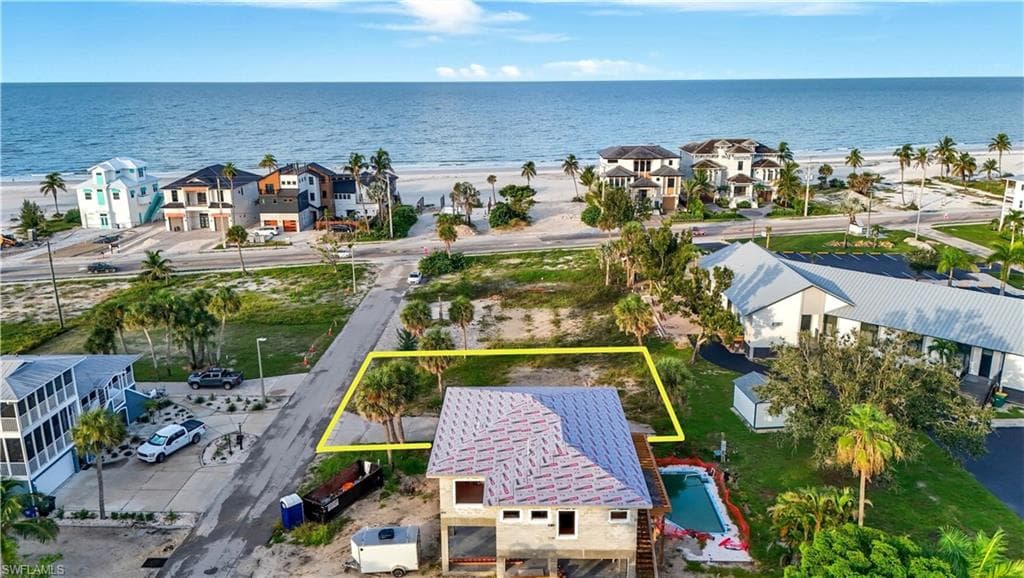 111 Bay Mar DR, FORT MYERS BEACH FL 33931-2
