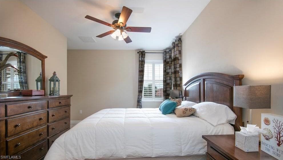 13644 Manchester LN, NAPLES FL 34109-16