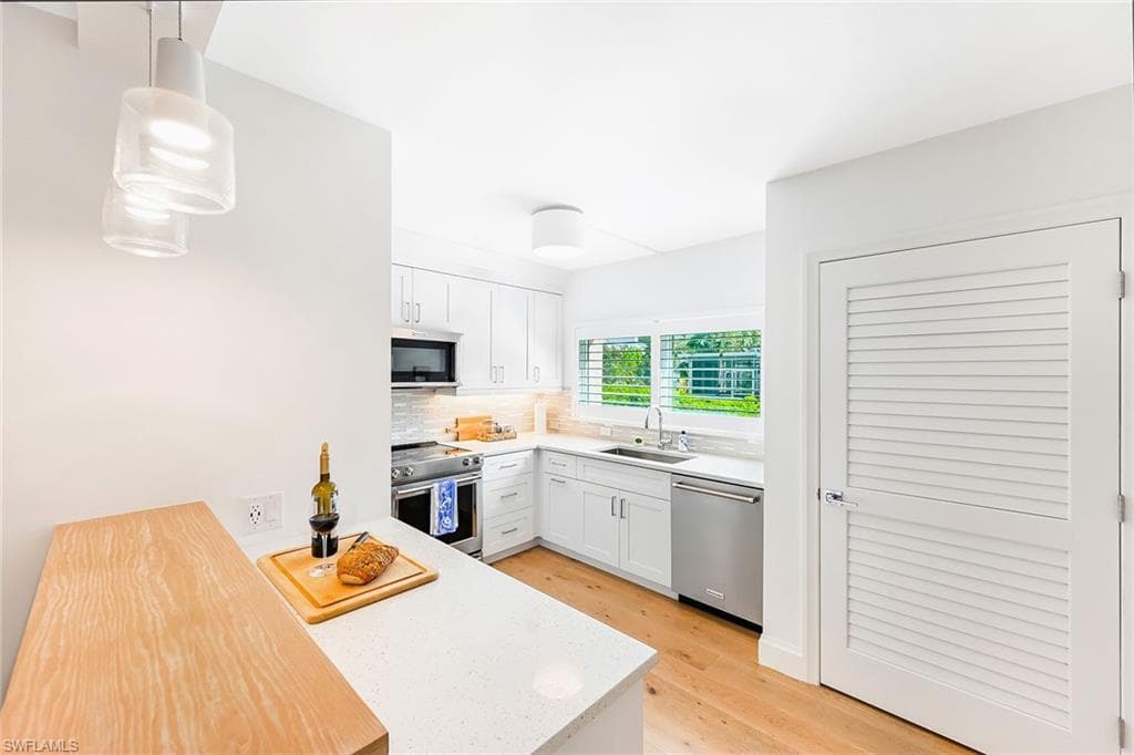 1334 Crayton RD 1-7