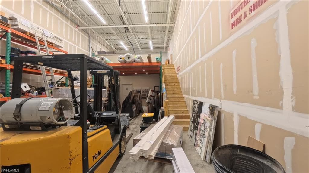 8821 Business Park DR # 406, FORT MYERS FL 33912-12