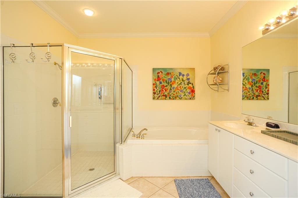 8981 Palmas Grandes BLVD # 102, BONITA SPRINGS FL 34135-25