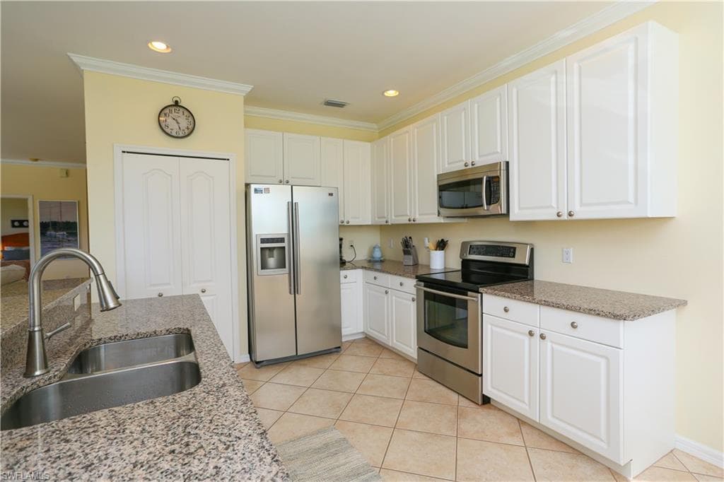 8981 Palmas Grandes BLVD # 102, BONITA SPRINGS FL 34135-9