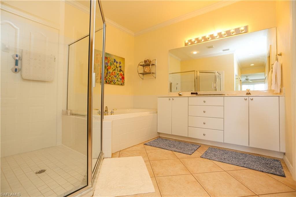 8981 Palmas Grandes BLVD # 102, BONITA SPRINGS FL 34135-24