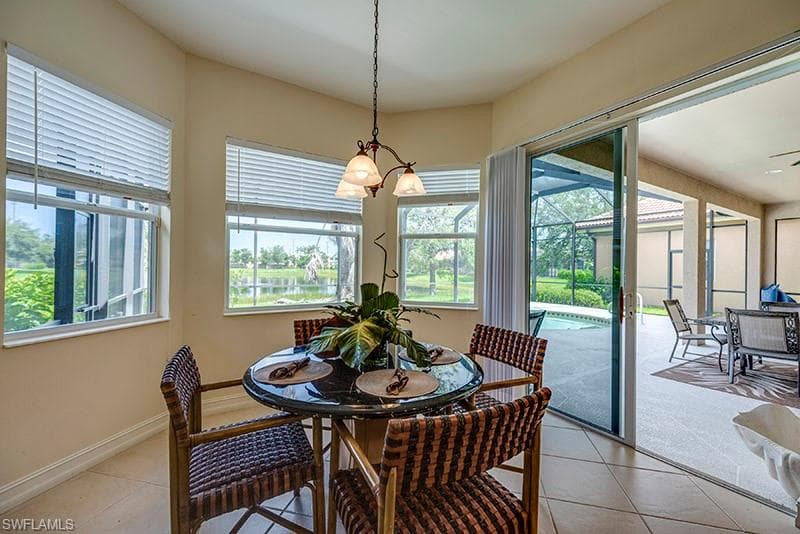 6101 Dogleg DR-8