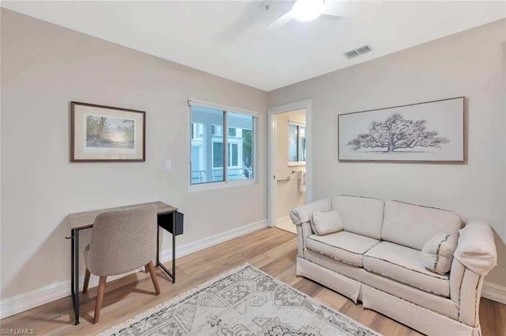 180 6th AVE S # 3, NAPLES FL 34102-19