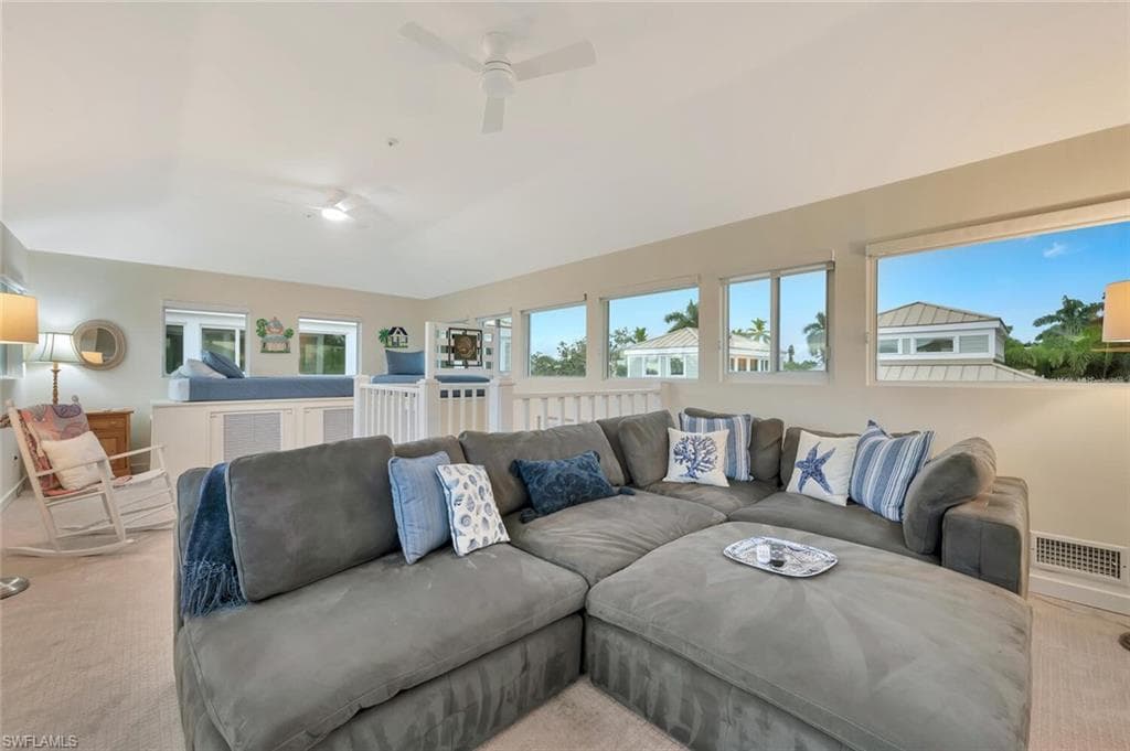 180 6th AVE S # 3, NAPLES FL 34102-32