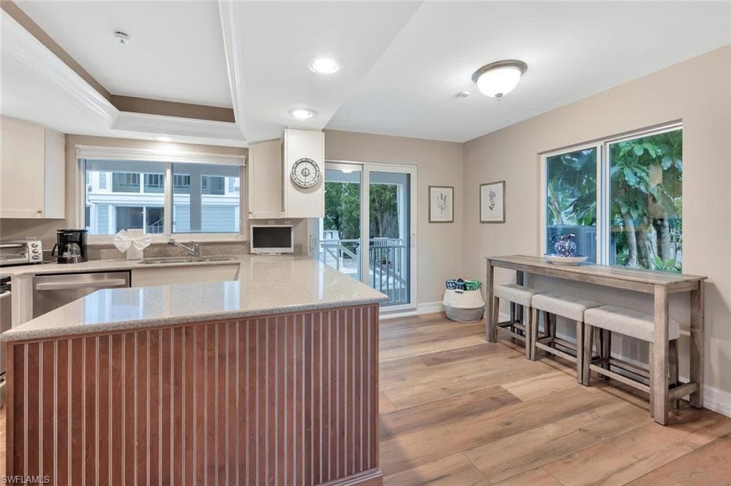 180 6th AVE S # 3, NAPLES FL 34102-10