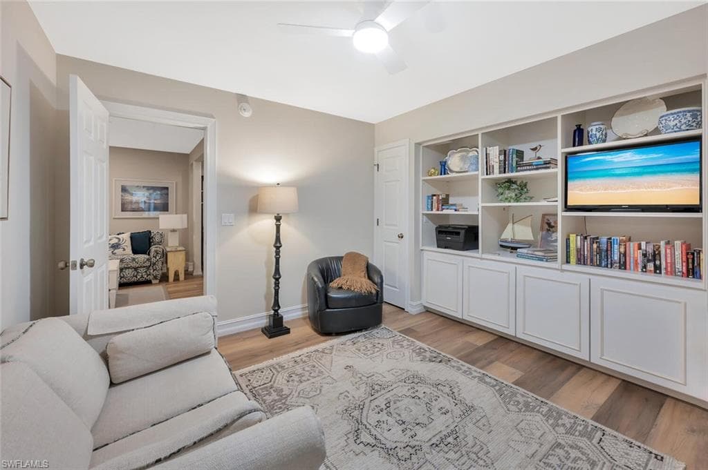 180 6th AVE S # 3, NAPLES FL 34102-18