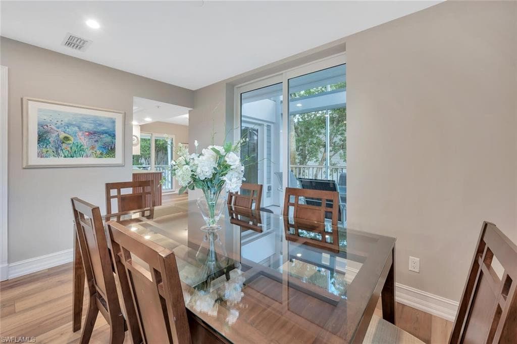 180 6th AVE S # 3, NAPLES FL 34102-7