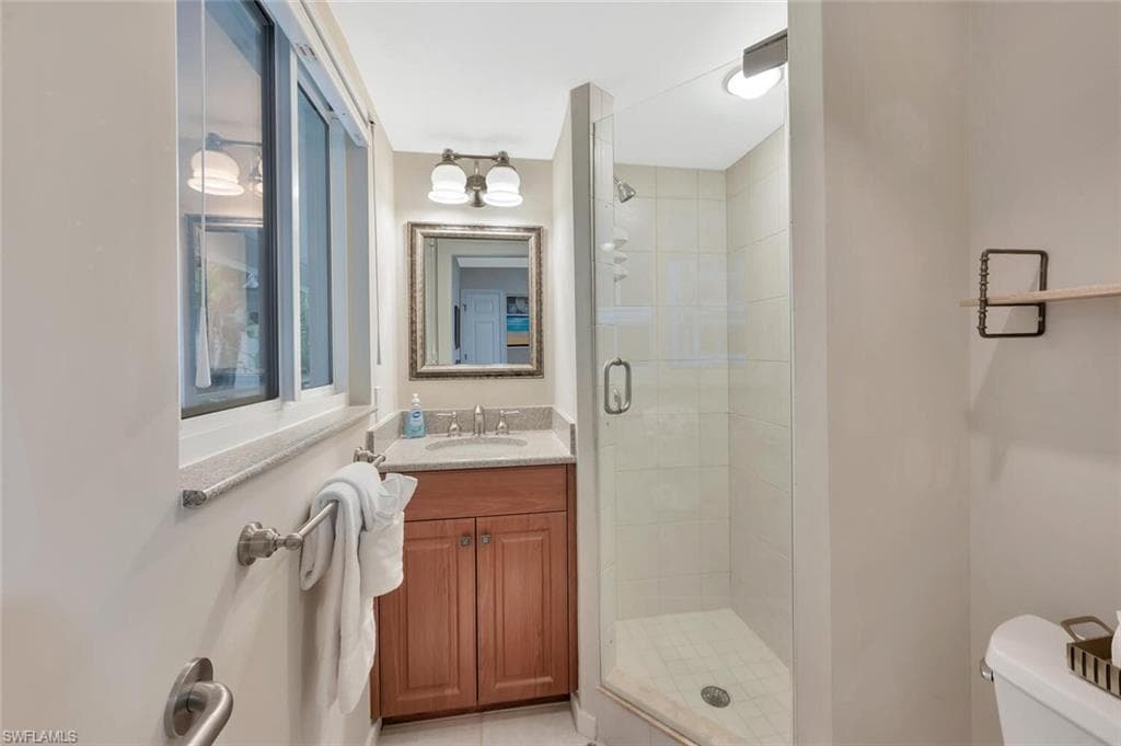 180 6th AVE S # 3, NAPLES FL 34102-20