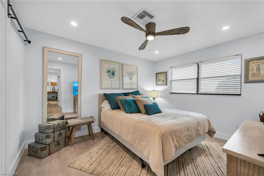 143 Saint Andrews BLVD, NAPLES FL 34113-26