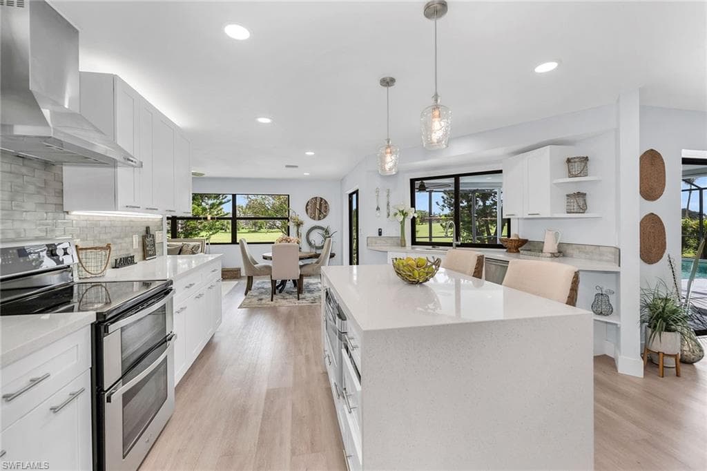 143 Saint Andrews BLVD, NAPLES FL 34113-2