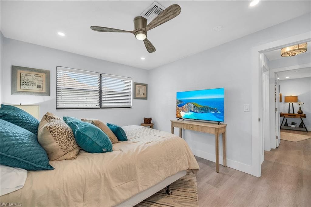 143 Saint Andrews BLVD, NAPLES FL 34113-27