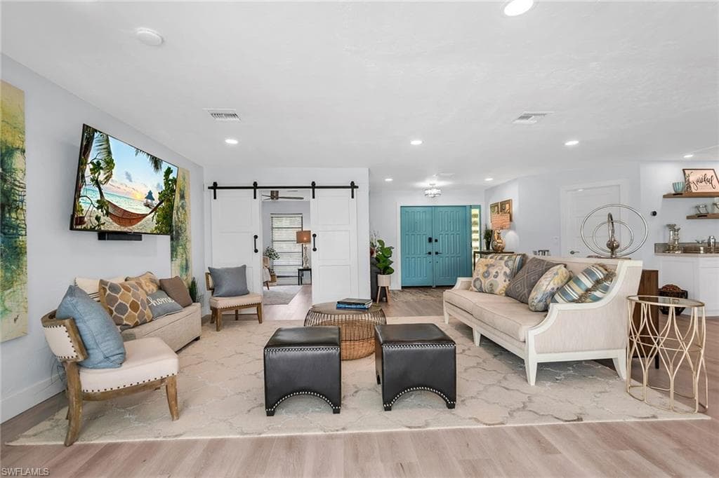 143 Saint Andrews BLVD, NAPLES FL 34113-7