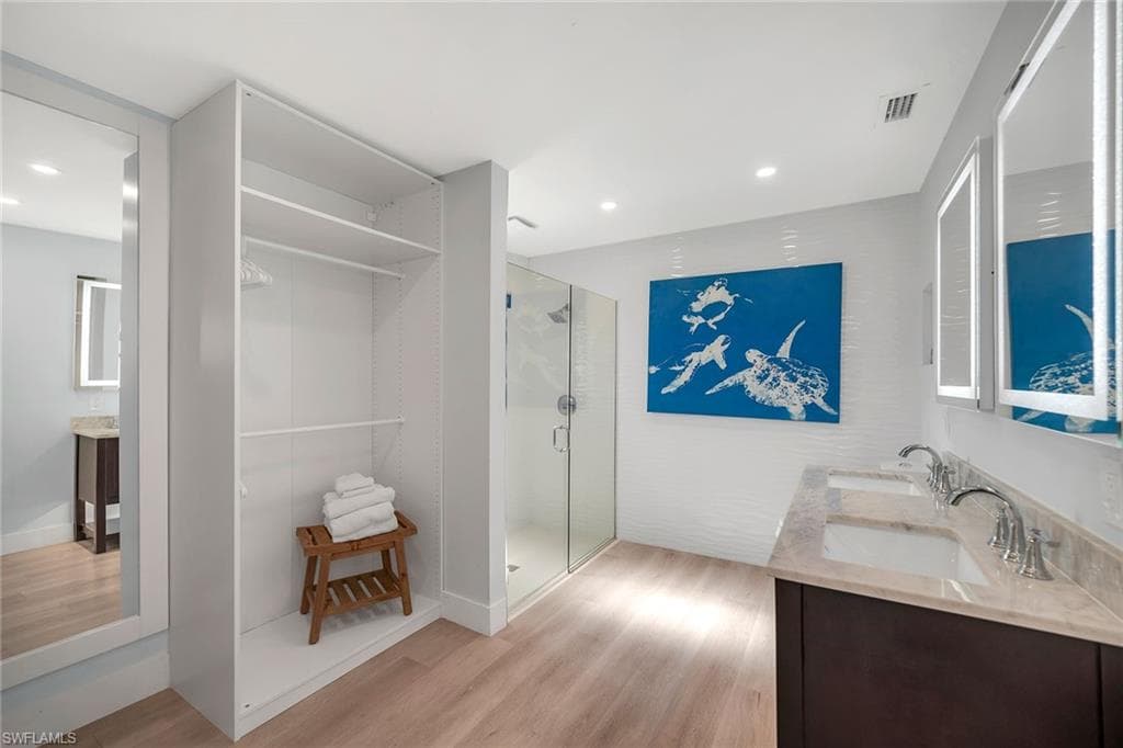 143 Saint Andrews BLVD, NAPLES FL 34113-24