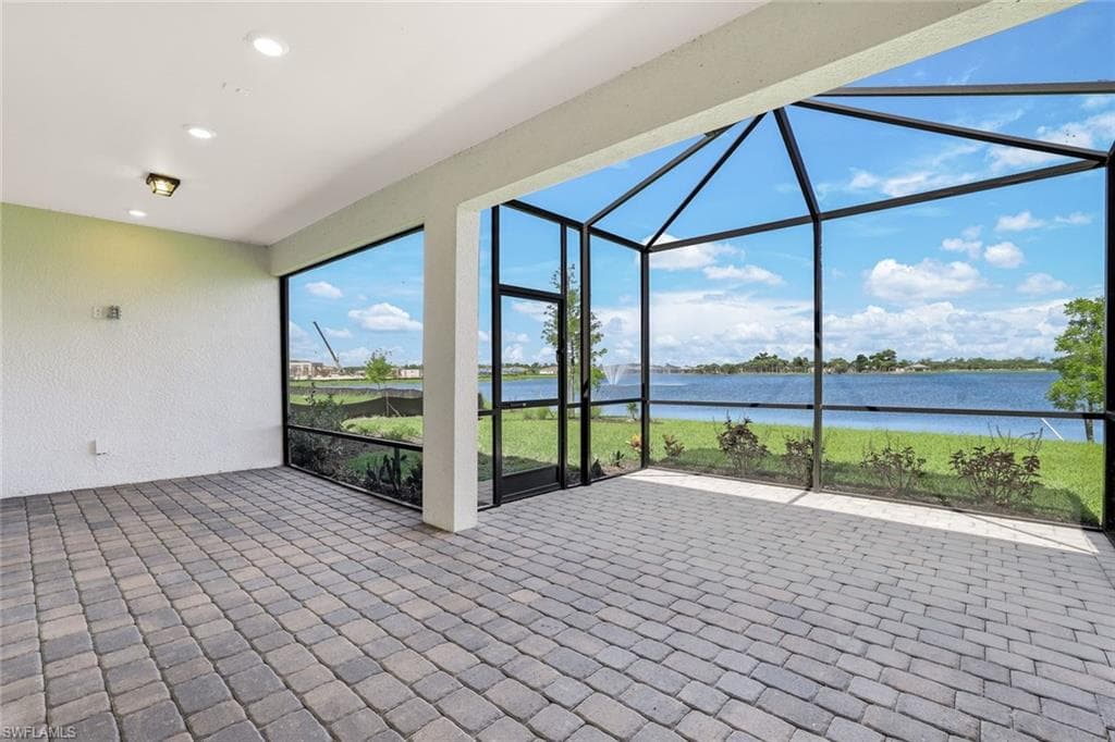 17563 Winding Oak LN, NORTH FORT MYERS FL 33917-25