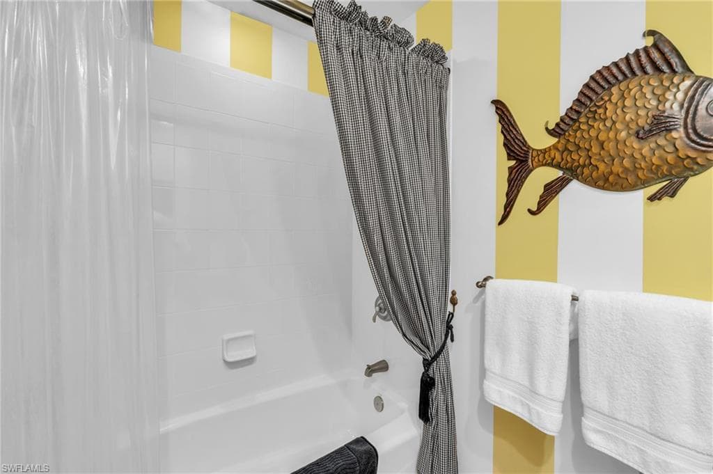 4137 Bay Beach LN # 585, FORT MYERS BEACH FL 33931-29