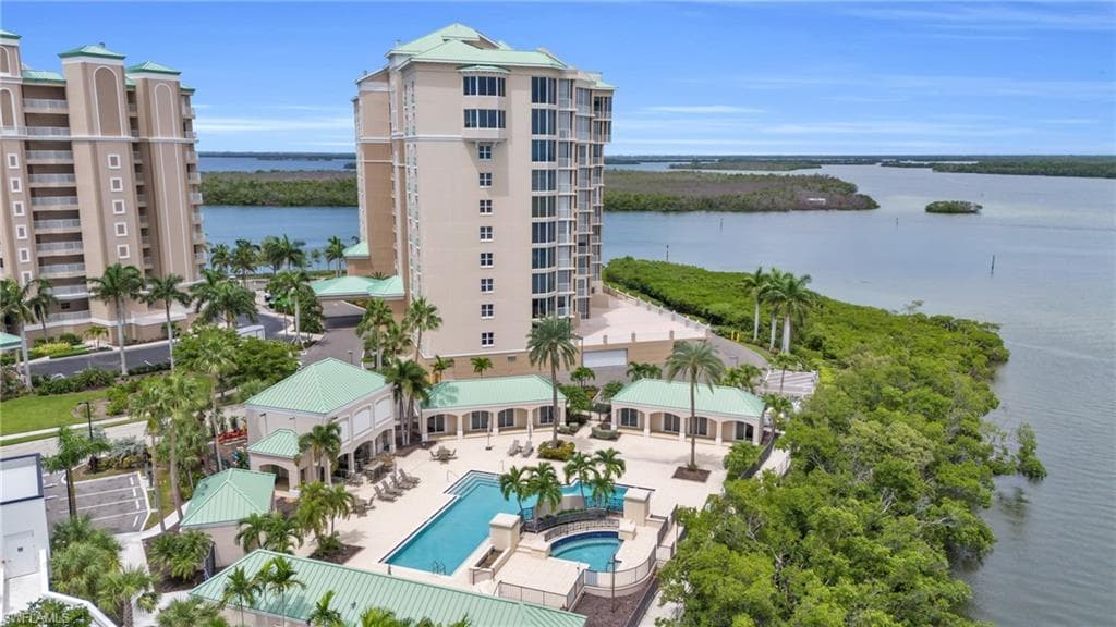 4137 Bay Beach LN # 585, FORT MYERS BEACH FL 33931-39