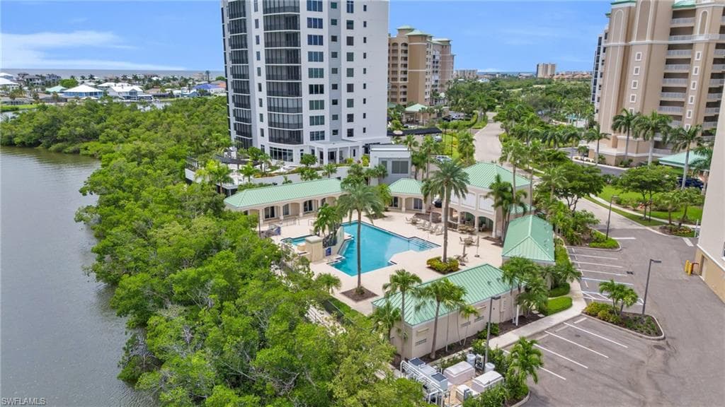 4137 Bay Beach LN # 585, FORT MYERS BEACH FL 33931-38