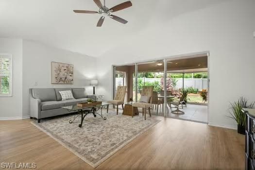 4878 EUROPA DR, NAPLES FL 34105-5