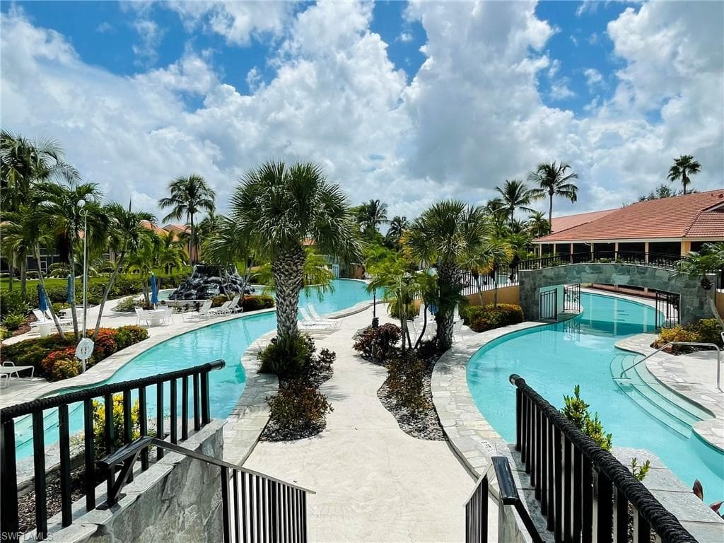 6660 Beach Resort DR # 1013, NAPLES FL 34114-1