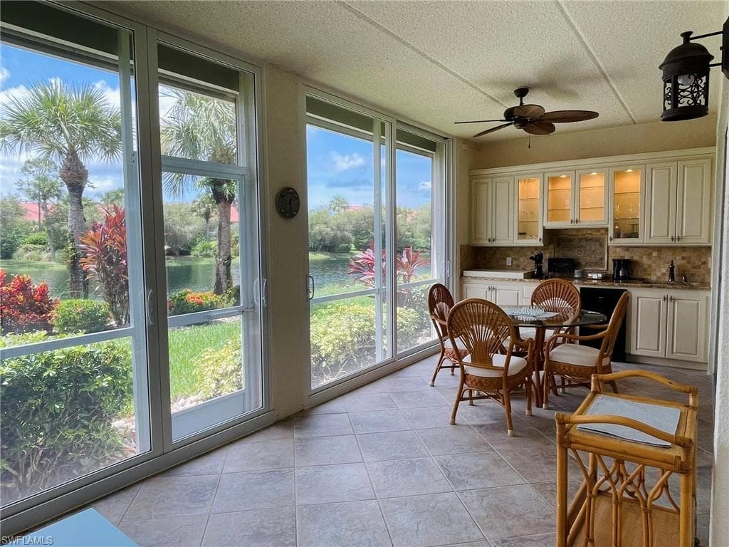 6660 Beach Resort DR # 1013, NAPLES FL 34114-4