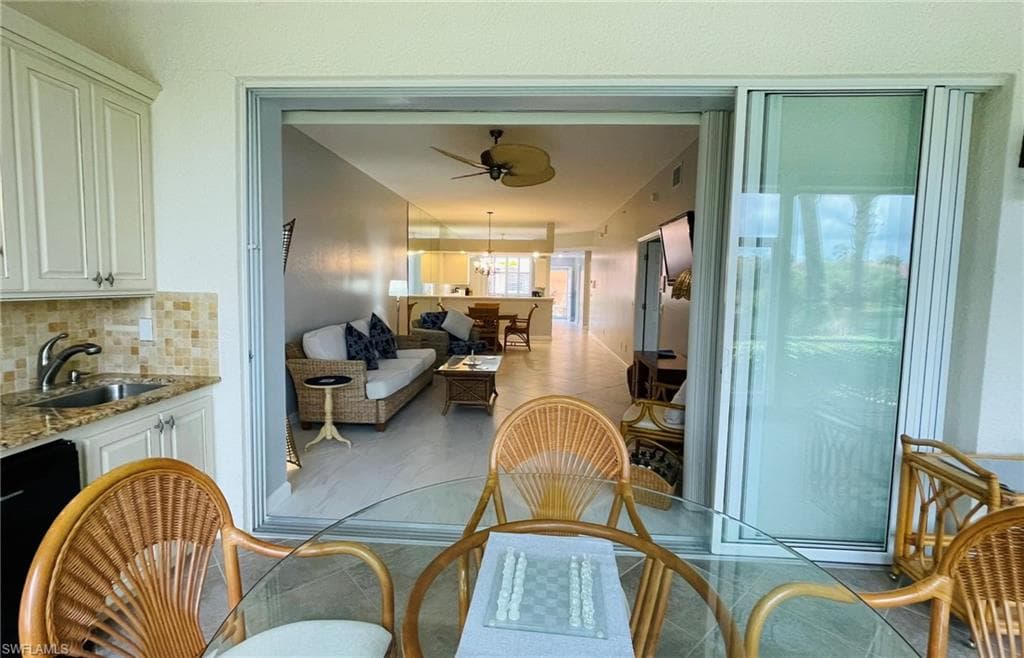 6660 Beach Resort DR # 1013, NAPLES FL 34114-17