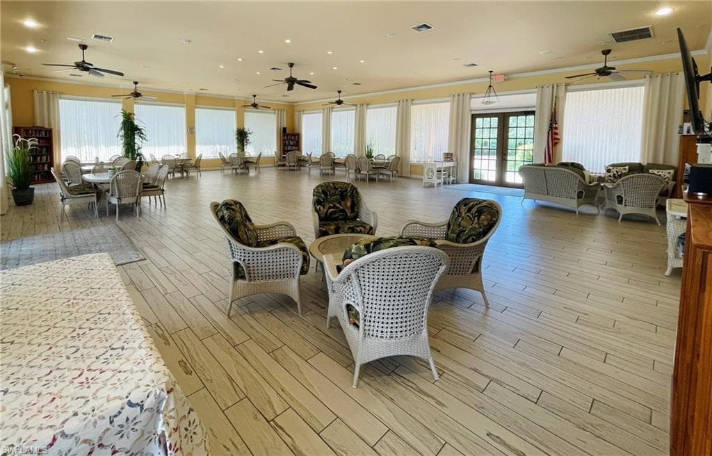 6660 Beach Resort DR # 1013, NAPLES FL 34114-38