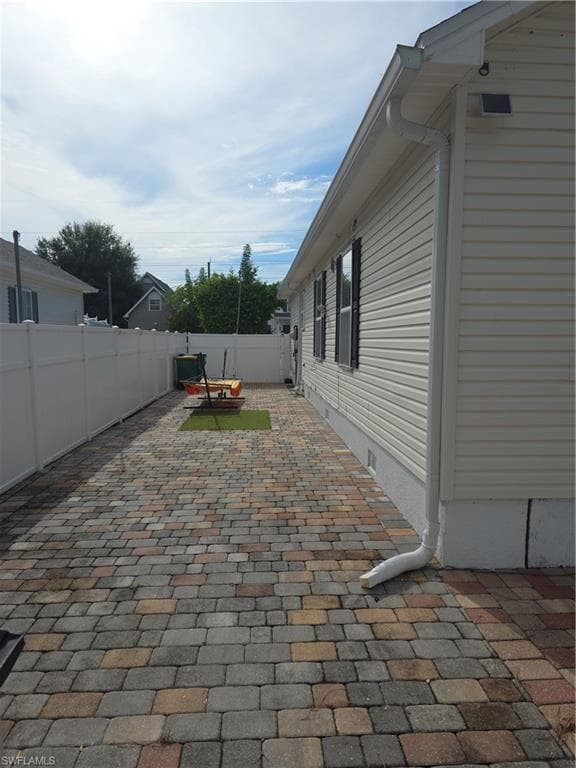 286 Leawood CIR, NAPLES FL 34104-19