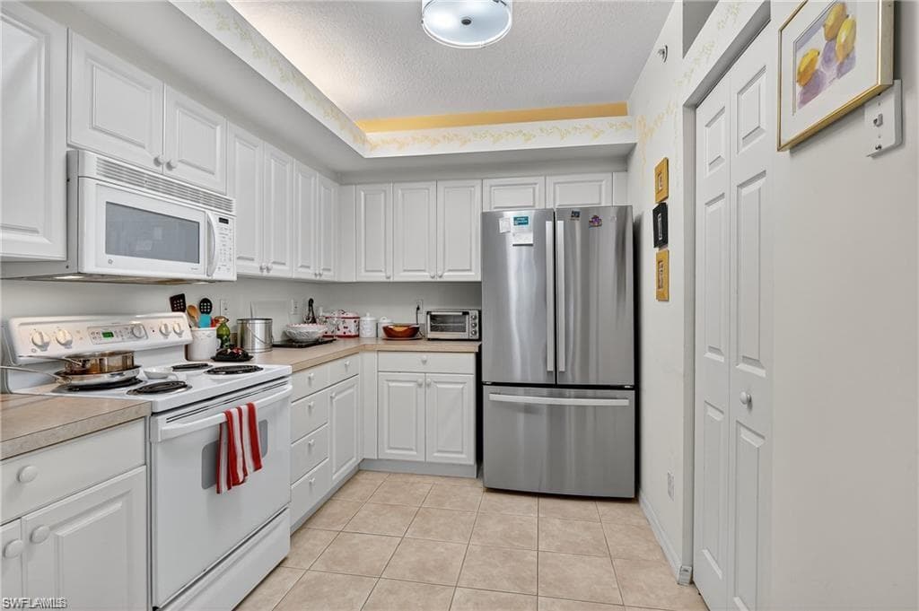 23800 Costa Del Sol RD # 102, ESTERO FL 34135-5