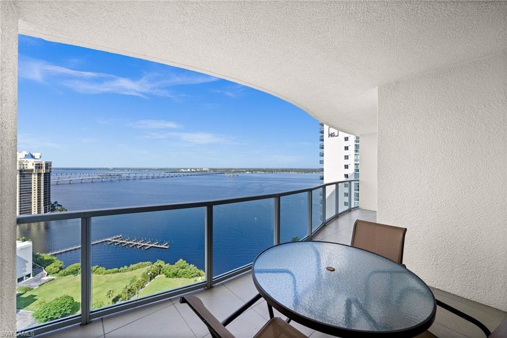 3000 Oasis Grand BLVD 2402-26