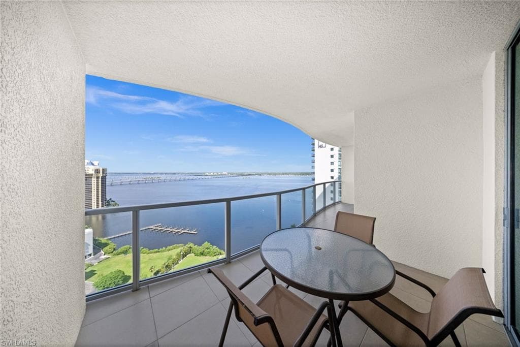 3000 Oasis Grand BLVD 2402-30