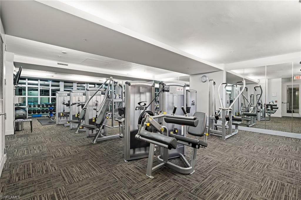 3000 Oasis Grand BLVD 2402-33
