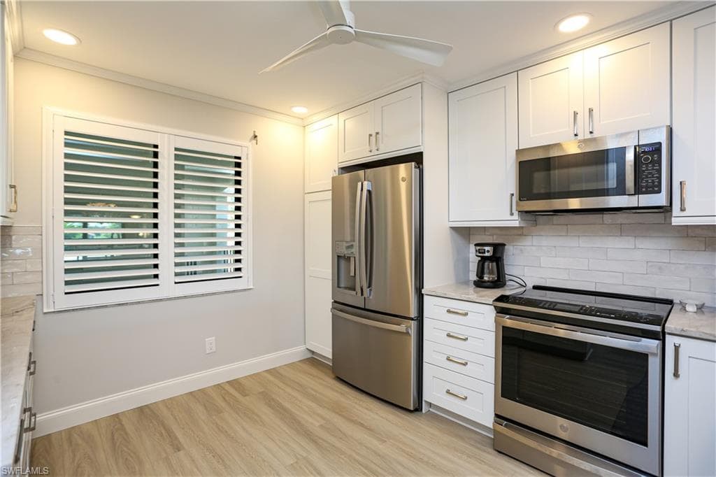 5733 Deauville CIR # G308, NAPLES FL 34112-33