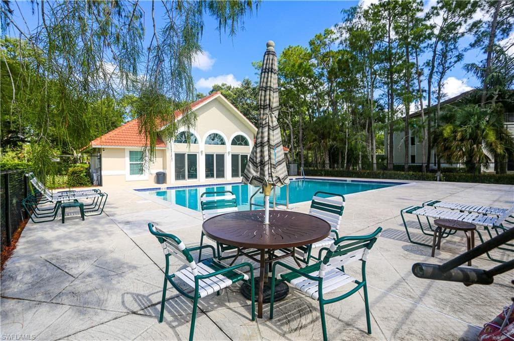 5733 Deauville CIR # G308, NAPLES FL 34112-48