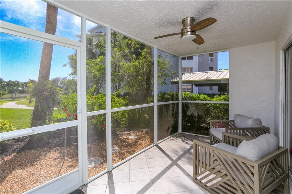 360 Horse Creek DR # 108, NAPLES FL 34110-16