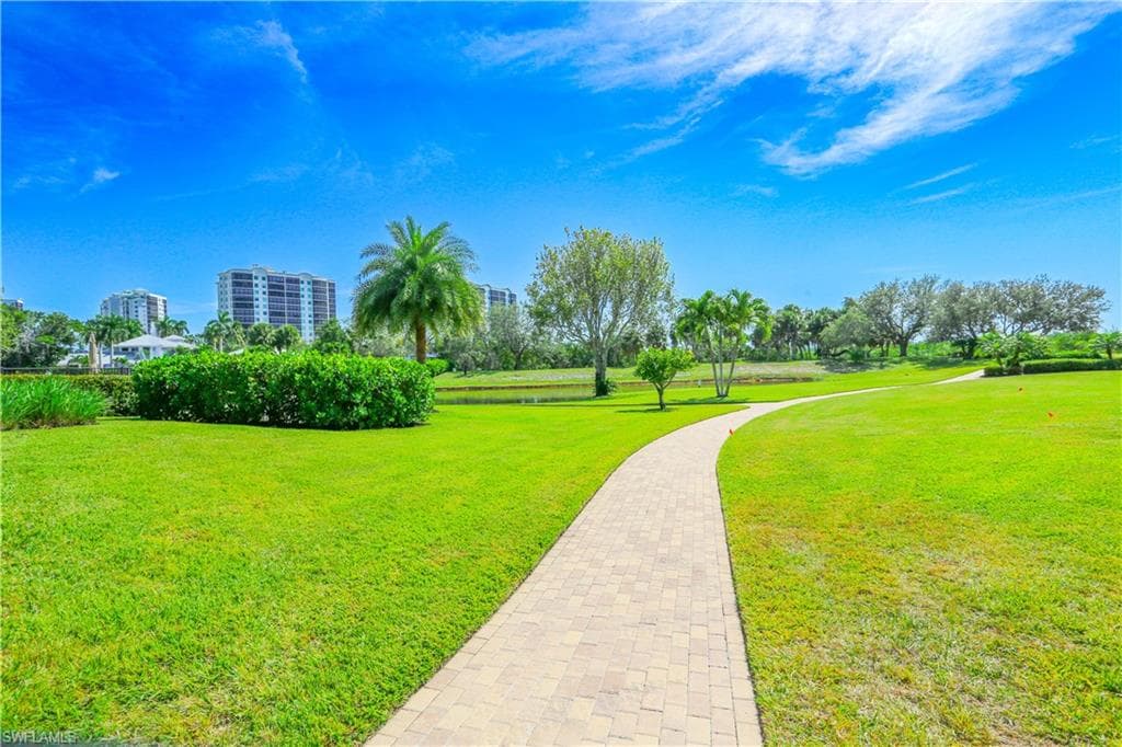 360 Horse Creek DR # 108, NAPLES FL 34110-10