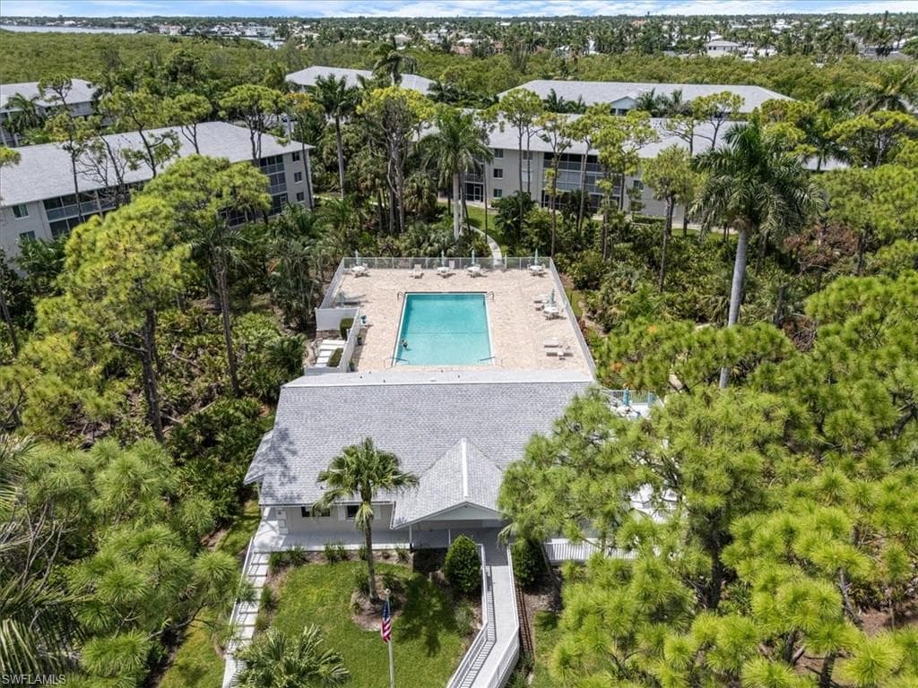 3012 Sandpiper Bay CIR # D101, NAPLES FL 34112-22
