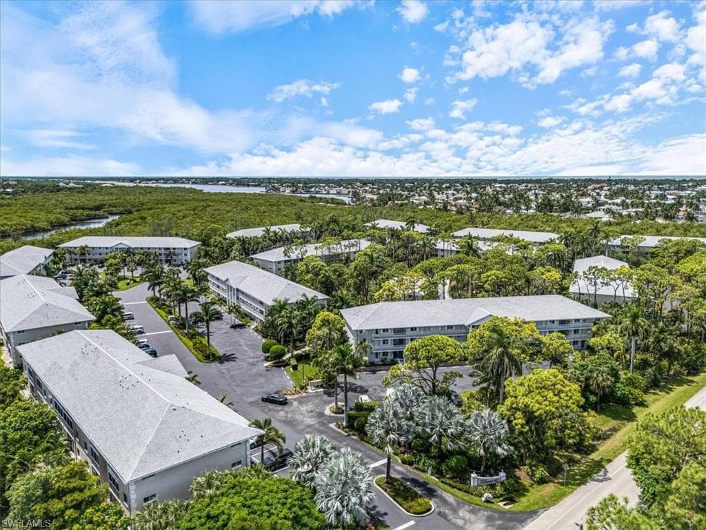 3012 Sandpiper Bay CIR # D101, NAPLES FL 34112-23