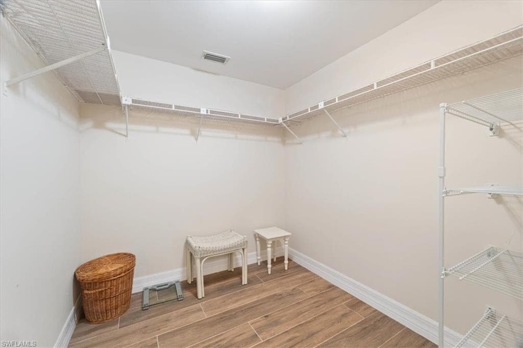 3012 Sandpiper Bay CIR # D101, NAPLES FL 34112-13