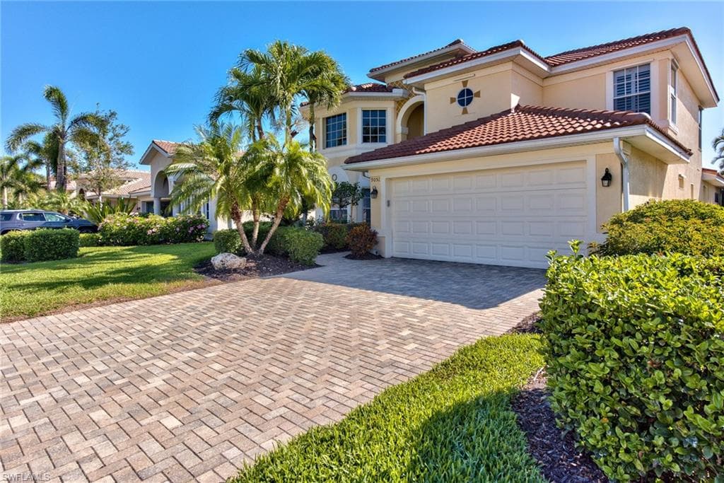 9051 Astonia WAY, ESTERO FL 33967-1