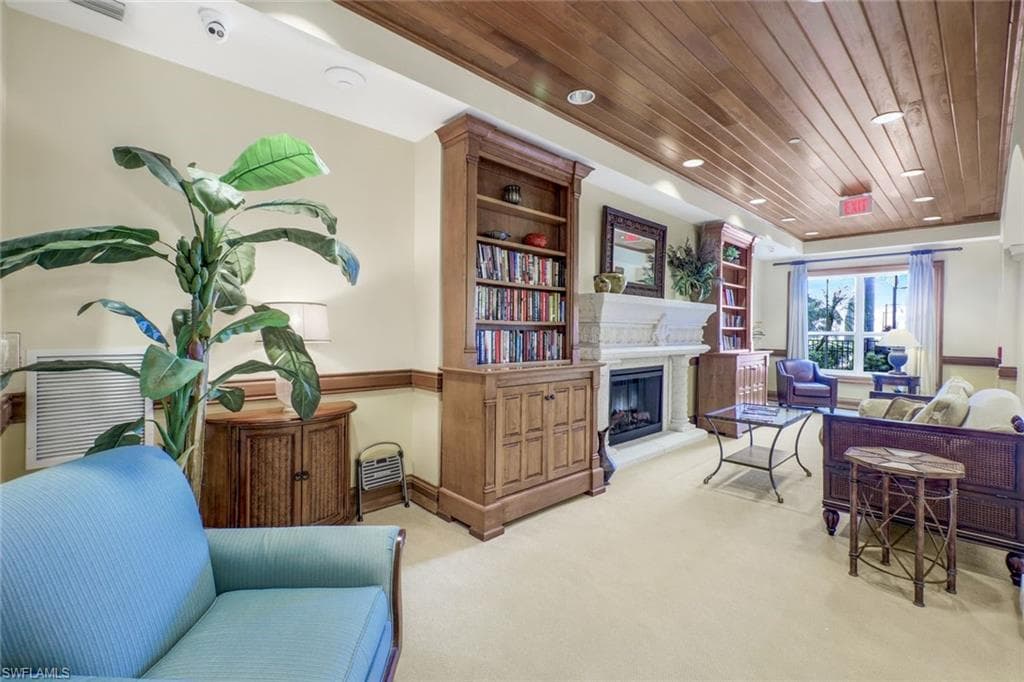 2825 Palm Beach BLVD # 316, FORT MYERS FL 33916-18