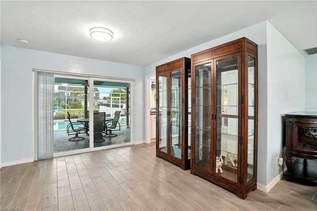 4558 Vinewood CIR, NORTH FORT MYERS FL 33903-17