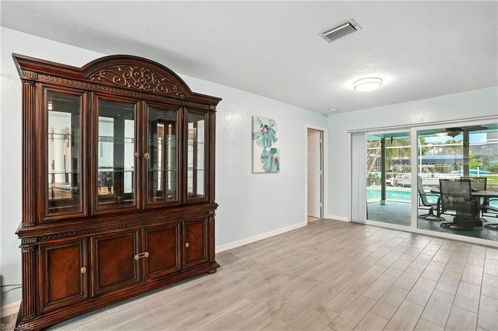 4558 Vinewood CIR, NORTH FORT MYERS FL 33903-18