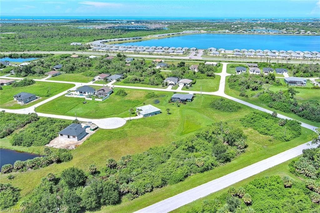 316 Sunset RD, ROTONDA WEST FL 33947-8