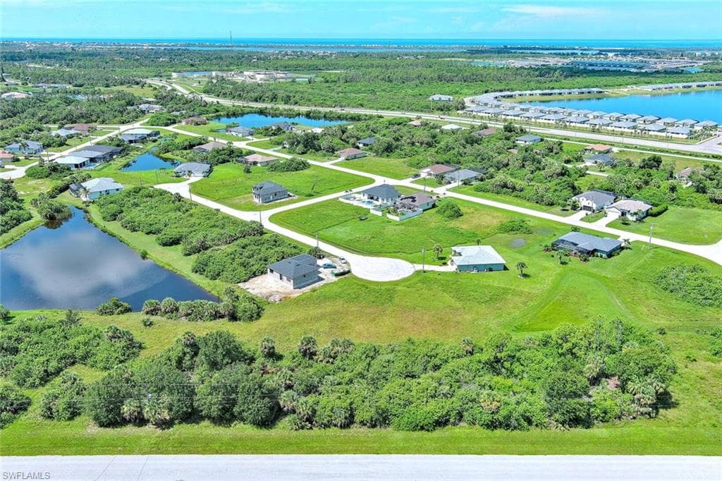 316 Sunset RD, ROTONDA WEST FL 33947-7