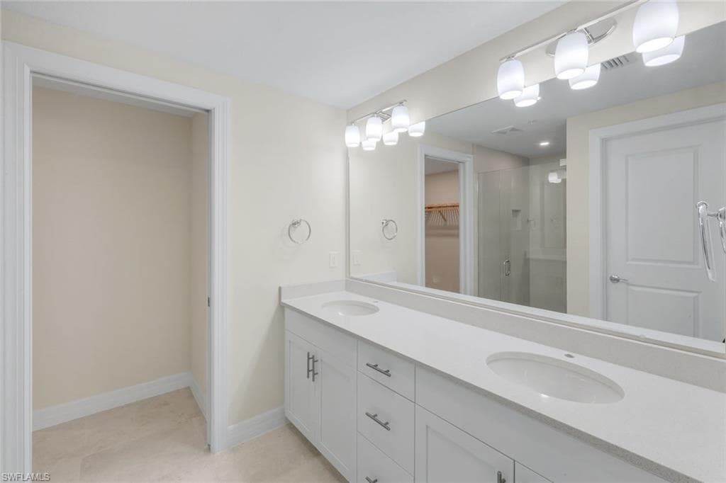280 Indies DR E 101,102,201,202-27