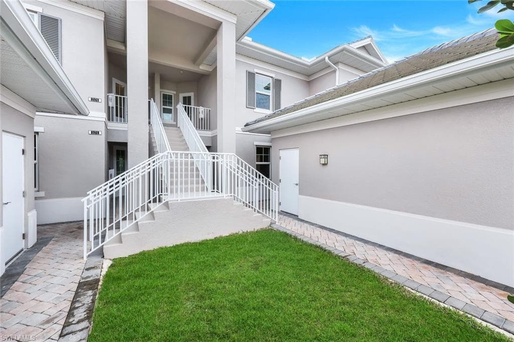 280 Indies DR E 101,102,201,202-13