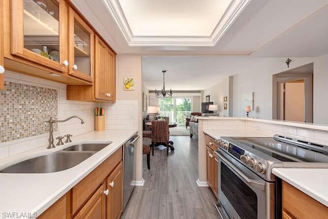 1300 Gulf Shore BLVD N # 505, NAPLES FL 34102-4